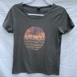 Prana tee shirt